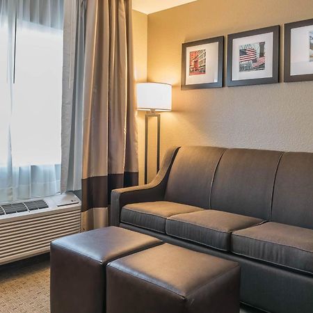 Comfort Suites Mason Near Kings Island Екстер'єр фото