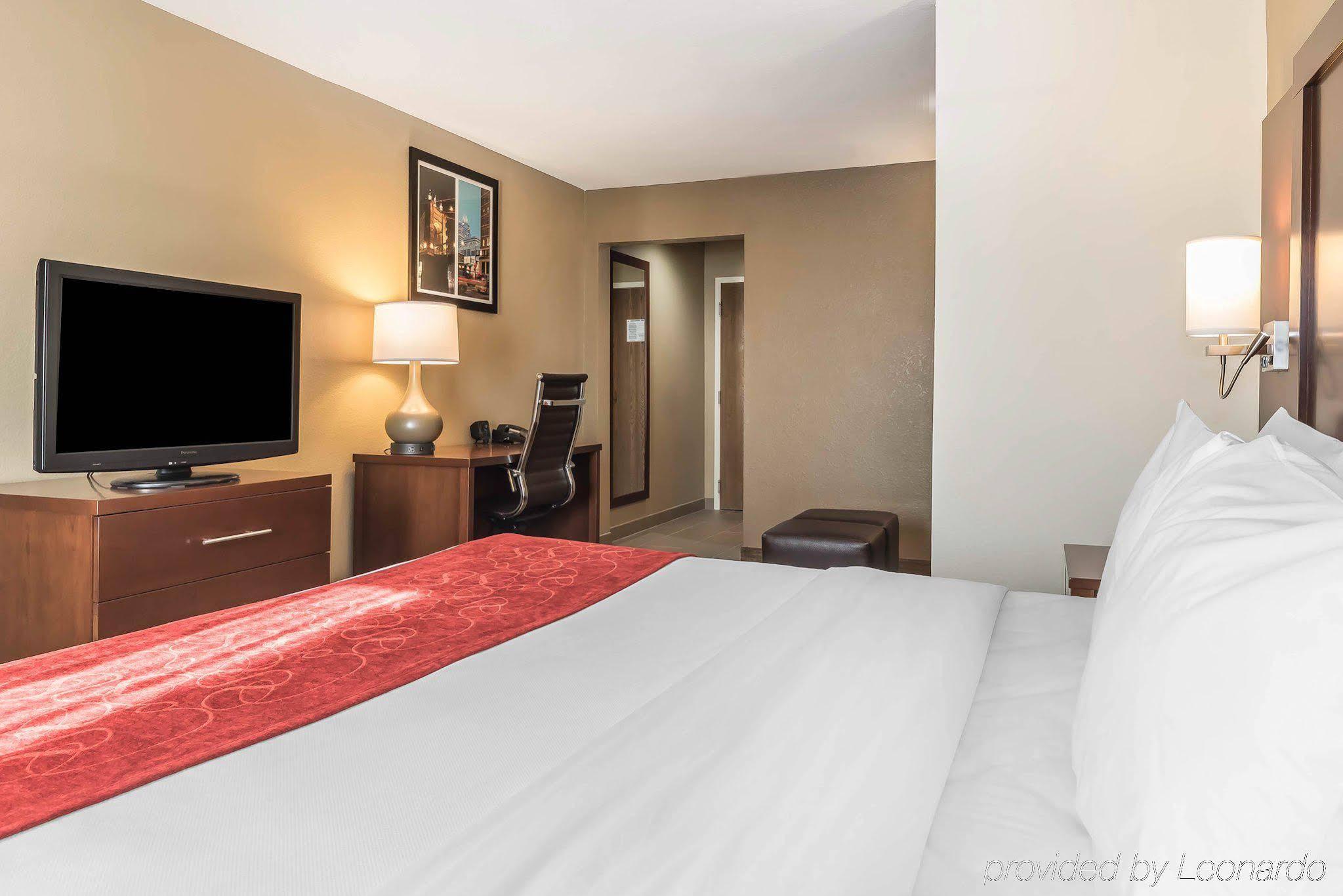 Comfort Suites Mason Near Kings Island Екстер'єр фото